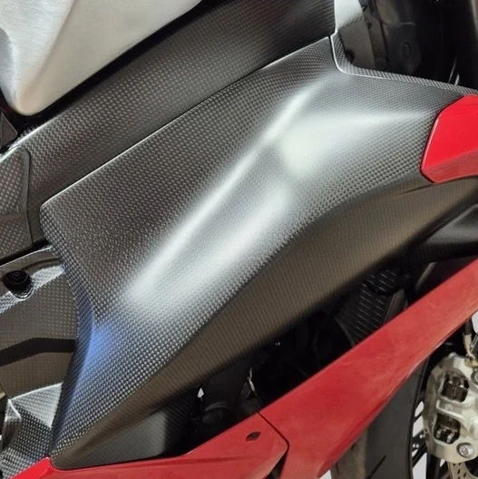 Carbon Fiber Side Panel Carbon Fiber Side Panel