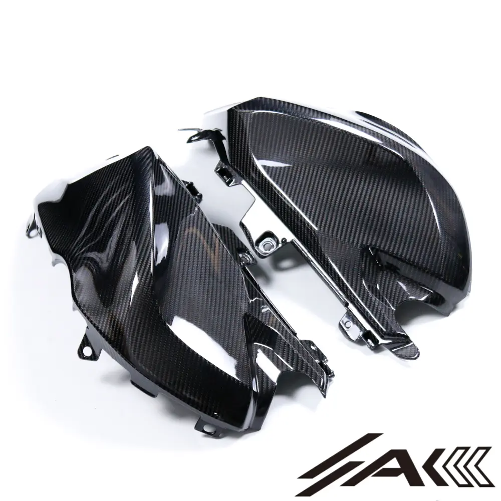 Triumph Daytona 660 Dry carbon fiber Tank Cover | AK Carbon triumph daytona 660 dry carbon fiber tank cover ak carbon 1
