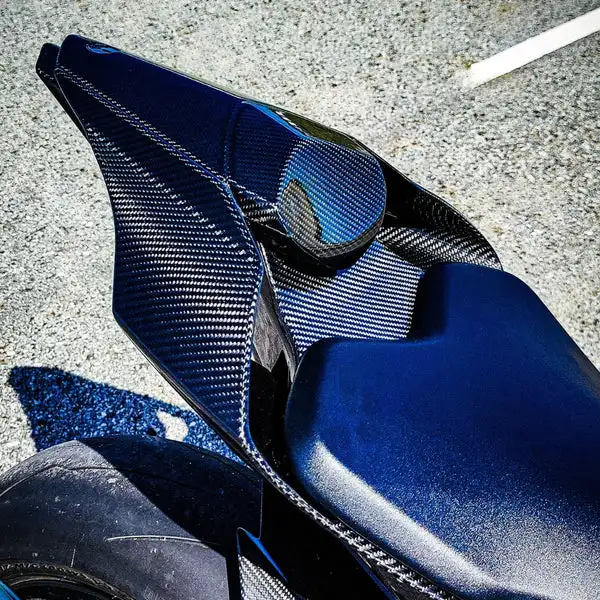Carbon Fiber Upper Tail Fairing Carbon Fiber Upper Tail Fairing