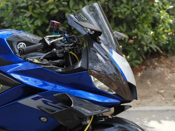 Carbon Fiber Front Nose Headlight Bracket Carbon Fiber Front Nose Headlight Bracket