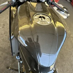 Carbon Fiber Fuel Tank Center Cover