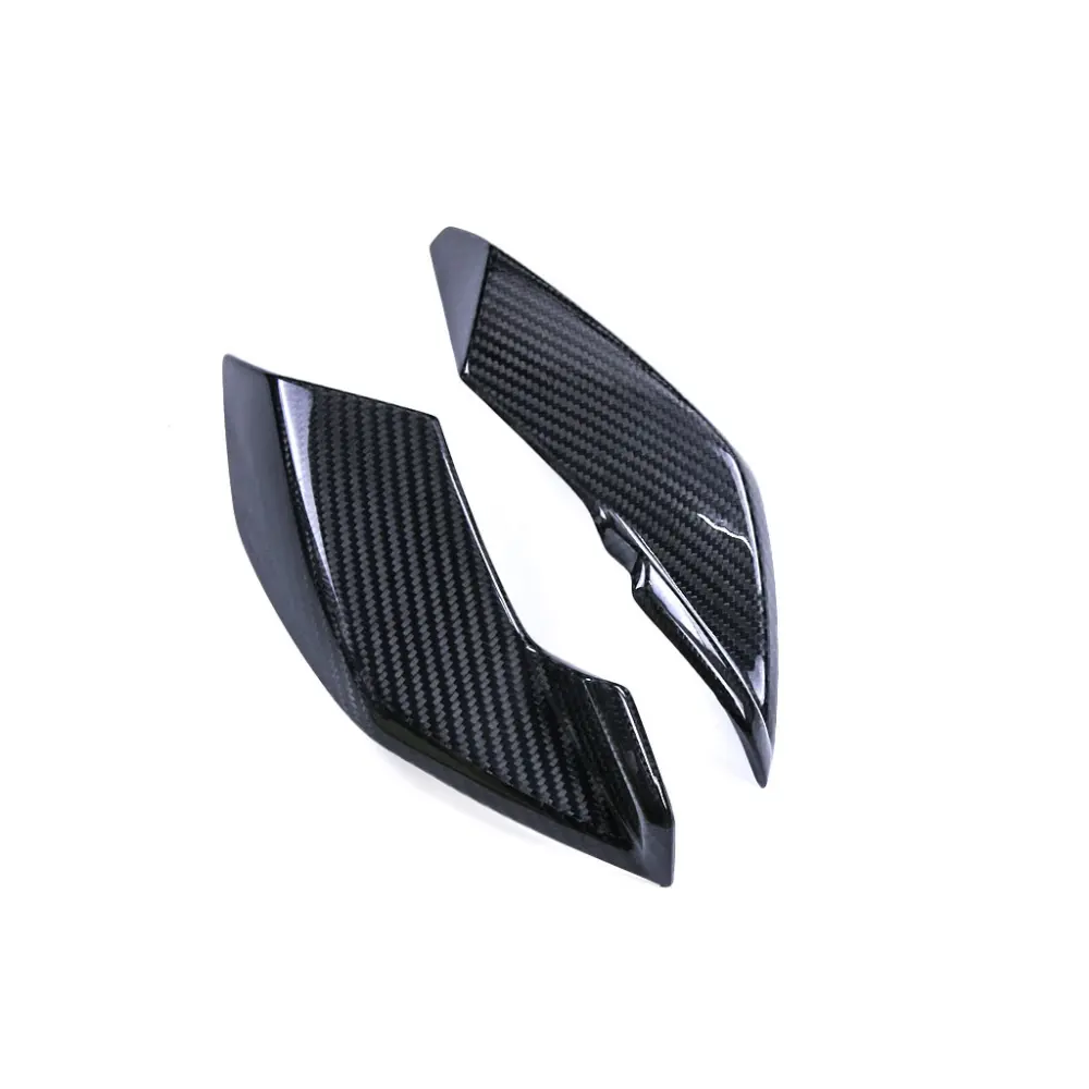 Angled View of BMW S1000R Carbon Fiber Front Lower Headlight Side Panels Angled View of BMW S1000R Carbon Fiber Front Lower Headlight Side Panels