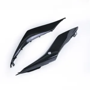ak-carbon-rear-upper-tail-side-cover-fairing-for-2022-2024-yamaha-r3-angle