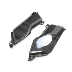 Carbon Fiber Weave Detail on Kawasaki Z900 Fuel Tank Side Cover Panels