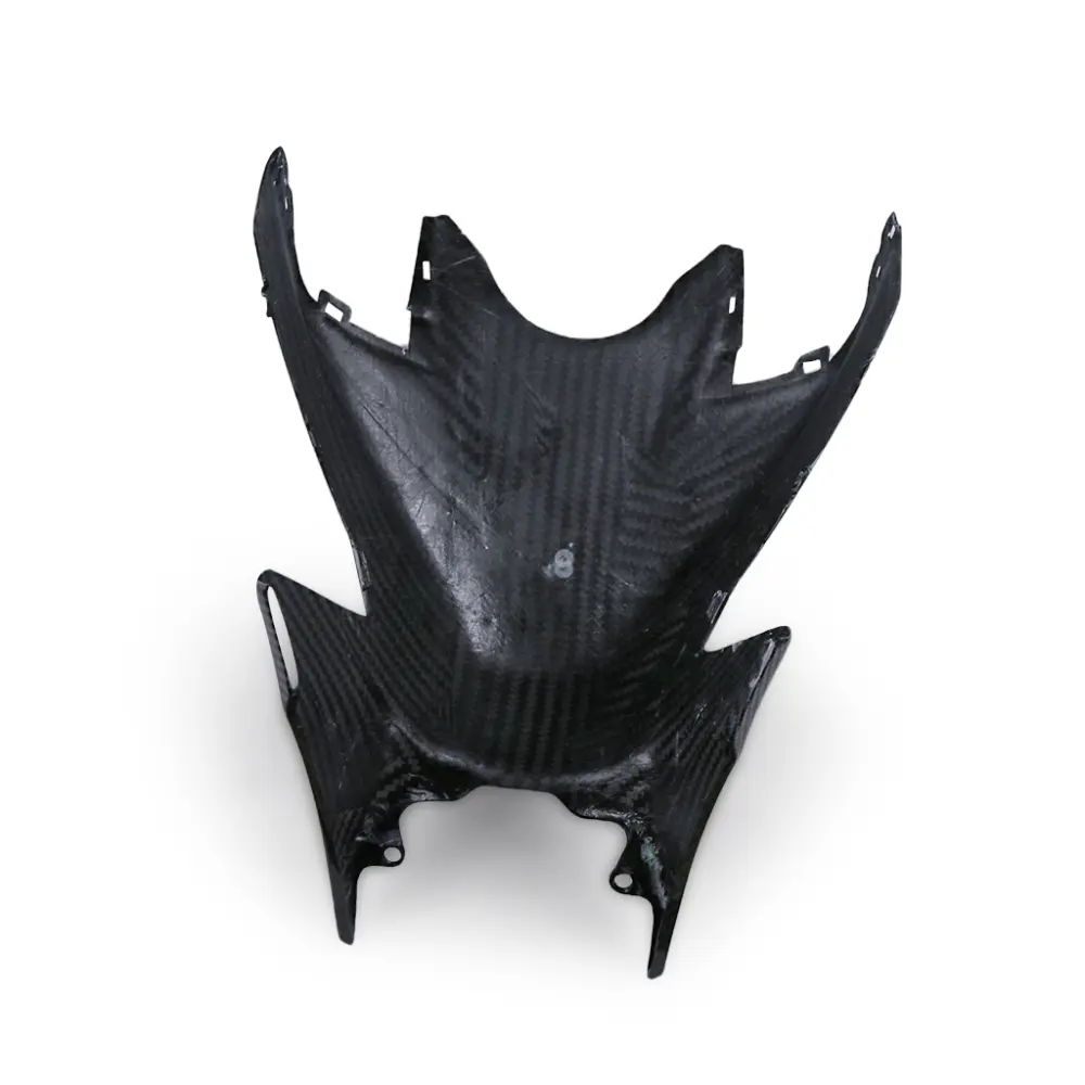 Side View of Honda CBR1000RR Carbon Fiber Full Fuel Tank Cover Side View of Honda CBR1000RR Carbon Fiber Full Fuel Tank Cover
