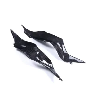 Angled View of Kawasaki Ninja ZX-6R Carbon Fiber Fuel Tank Side Panel Covers