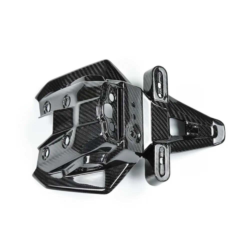 ak-carbon-tail-license-plate-cover-for-2024-2025-yamaha-mt09-fz09-angle ak-carbon-tail-license-plate-cover-for-2024-2025-yamaha-mt09-fz09-angle