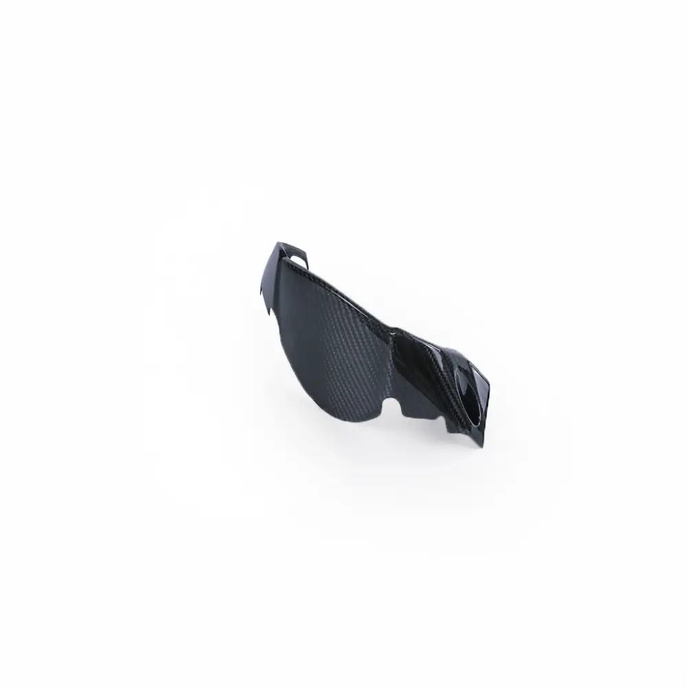 Side View of Triumph Street Triple 765 RS Carbon Fiber Front Head Fairing Cover Side View of Triumph Street Triple 765 RS Carbon Fiber Front Head Fairing Cover